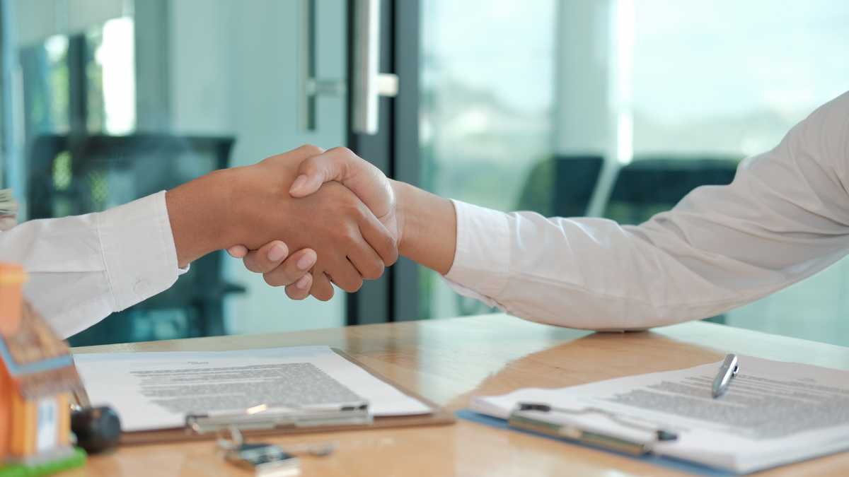 Teknik Closing Kontrak Bisnis Bernilai Miliaran